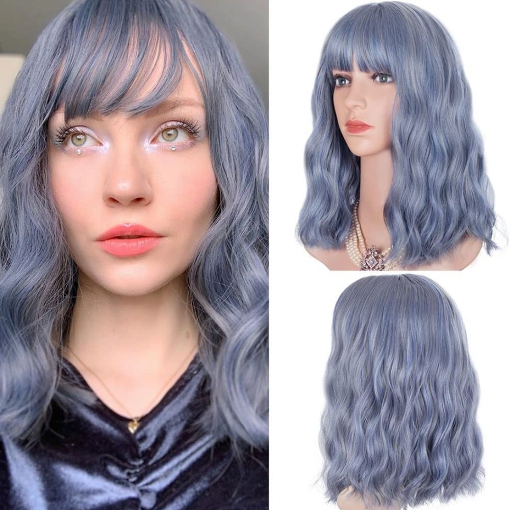 Short wigs with bangs